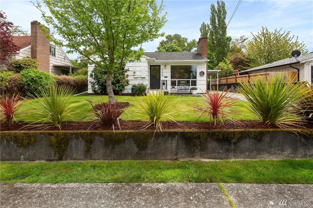 Property Photo:  6229 A St  WA 98408 