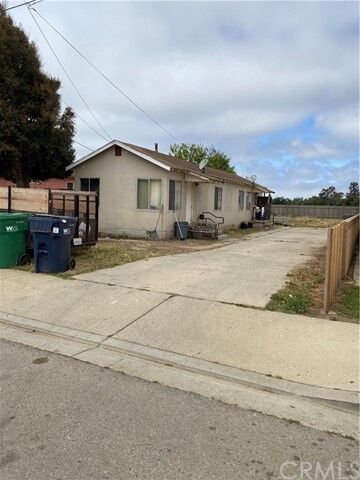 891 Pioneer Street  Guadalupe CA 93434 photo