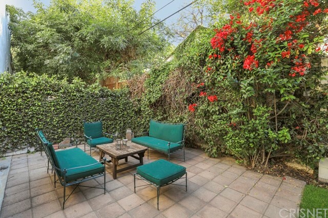 Property Photo:  4221 Tujunga Avenue D  CA 91604 