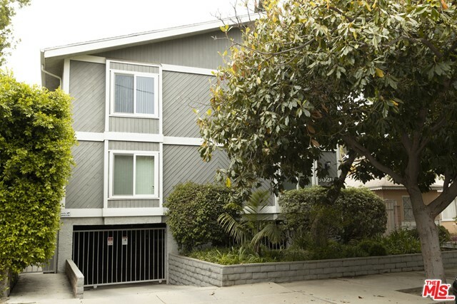 Property Photo:  5020 Tilden Avenue D  CA 91423 