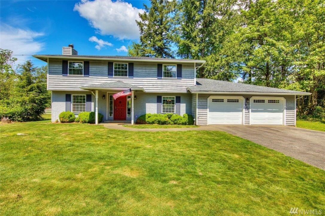 Property Photo:  18330 SE 286th St  WA 98042 