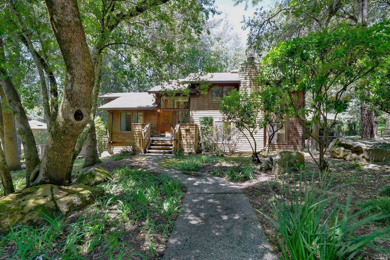 Property Photo:  2649 Knob Hill Drive  CA 95404 
