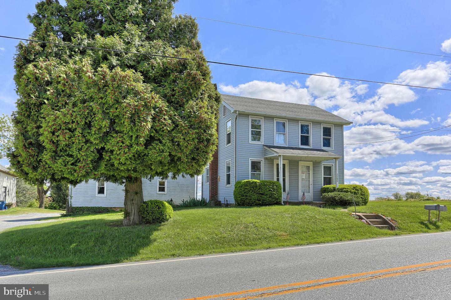 Property Photo:  5580-5582 Mount Pisgah Road  PA 17401 