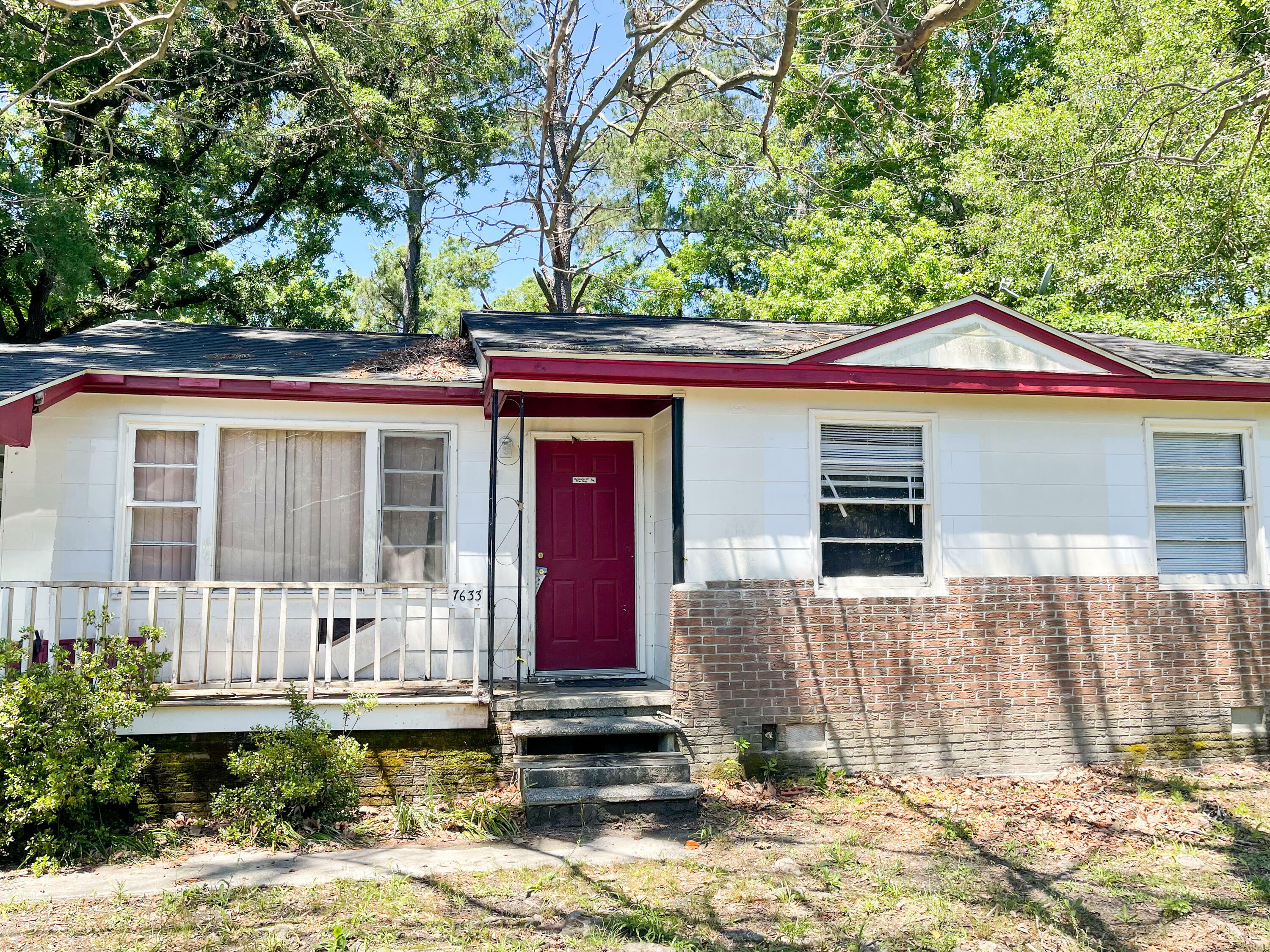 Property Photo:  7633 Lady Street  SC 29420 