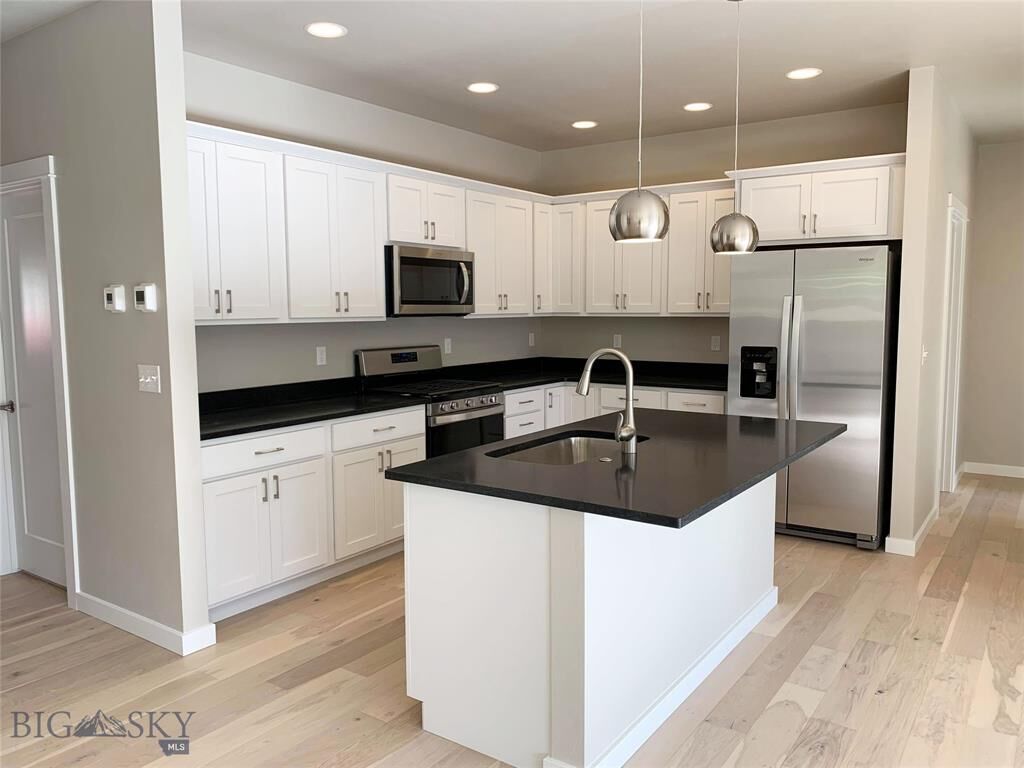 Property Photo:  1044 Pin Ave  MT 59718 