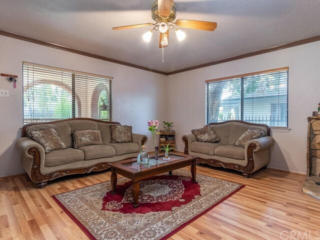 Property Photo: 6885 Marchant Avenue CA 93422