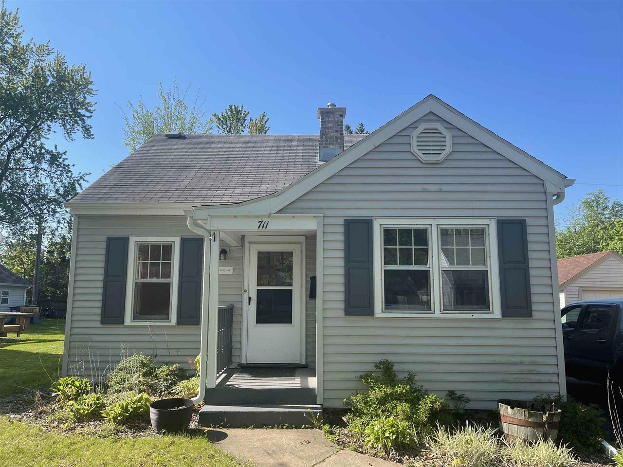 Property Photo:  711 Ross Avenue  WI 54403 