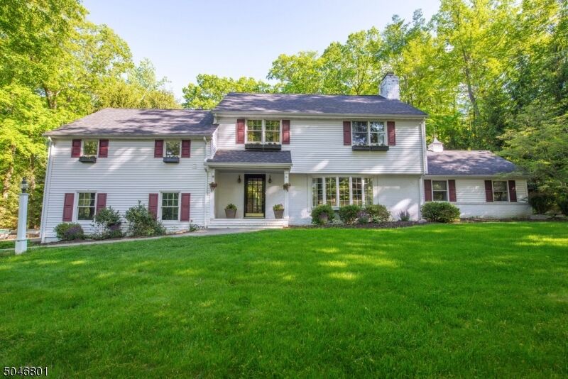 Property Photo:  19 Brookvale Rd  NJ 07405 