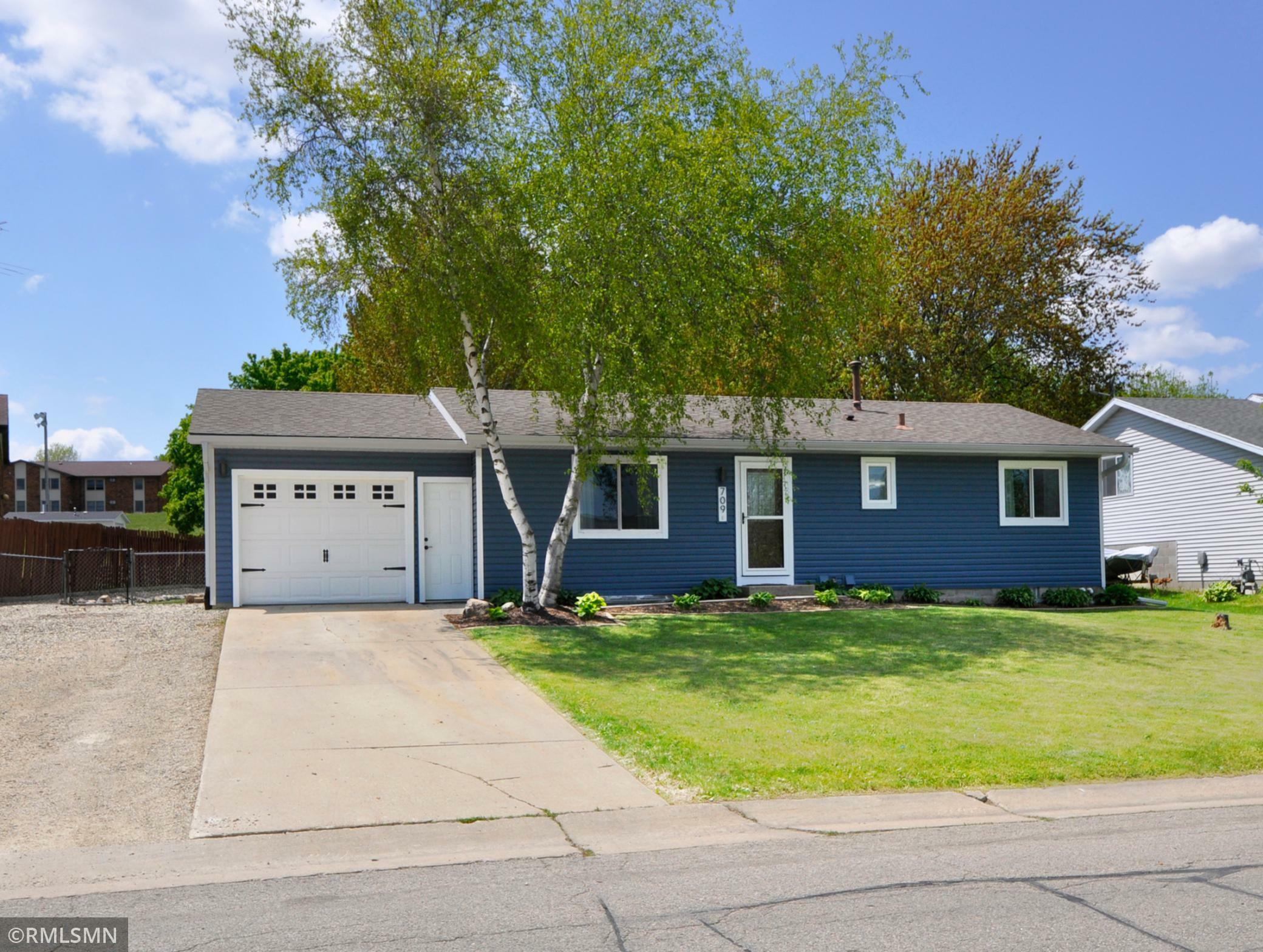 Property Photo:  709 3rd Avenue NE  MN 55920 