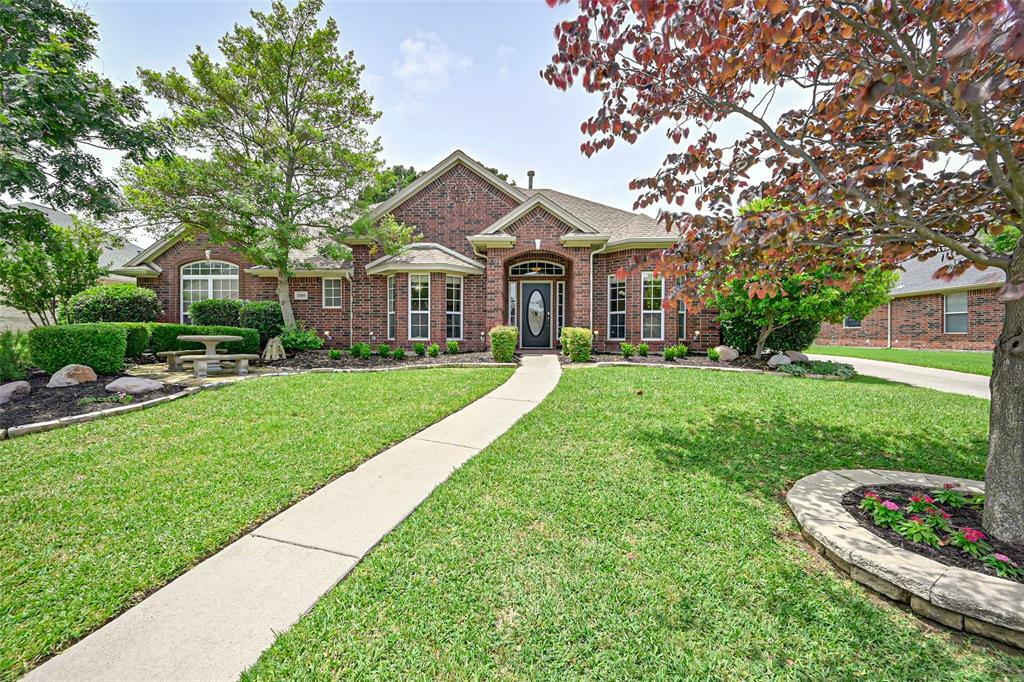 Property Photo:  3305 Oak Run Lane  TX 76063 