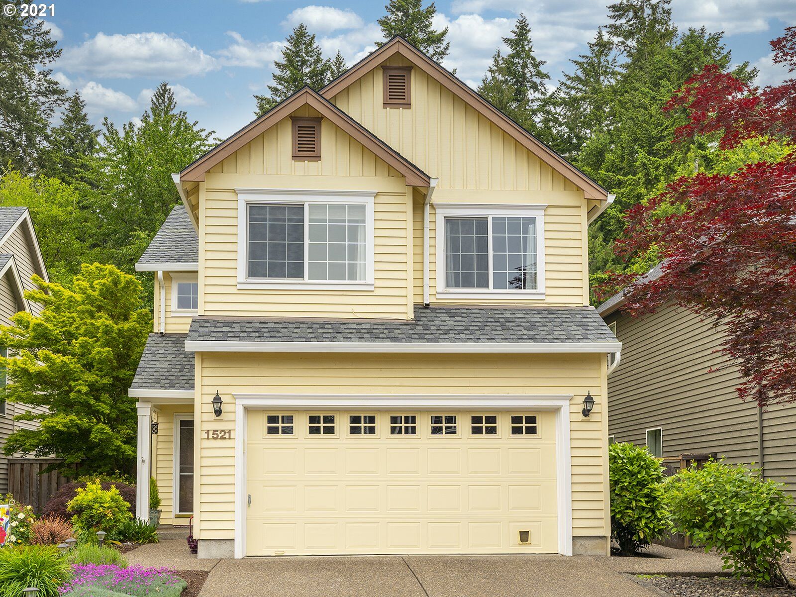 Property Photo: 1521 NE Parkside Dr OR 97124