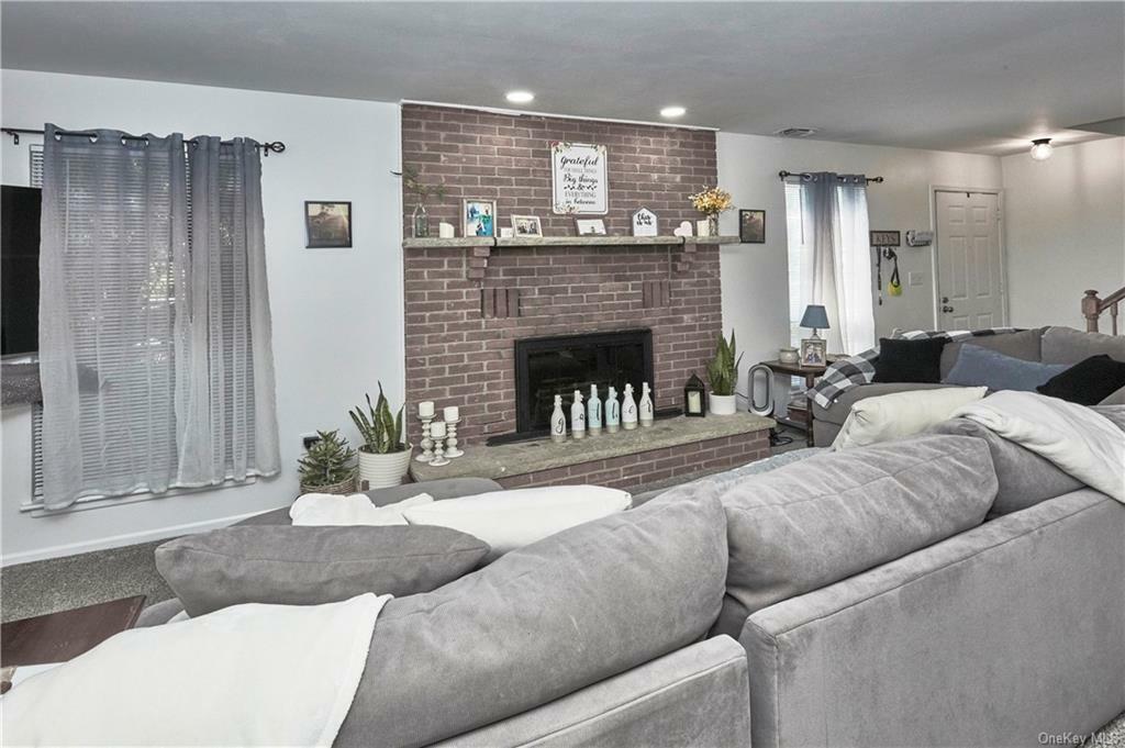 18 Homestead Village Drive 20  Warwick NY 10990 photo
