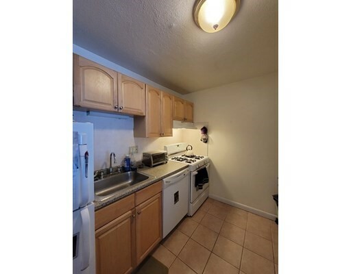 Property Photo:  180 Mountain Ave 12  MA 02148 