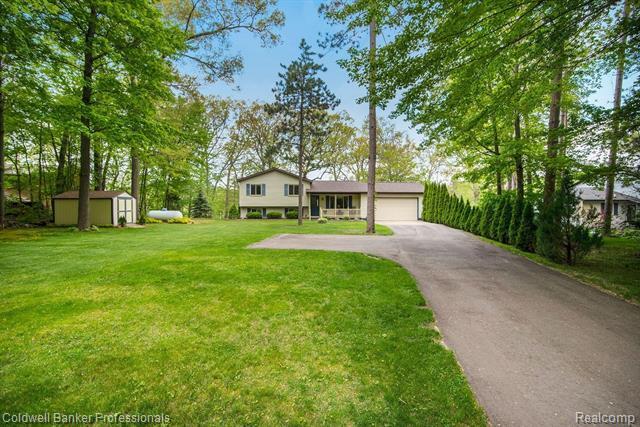 Property Photo: 15464 Murray Road MI 48418