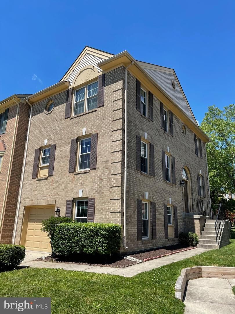 Property Photo:  5953 Norham Drive  VA 22315 