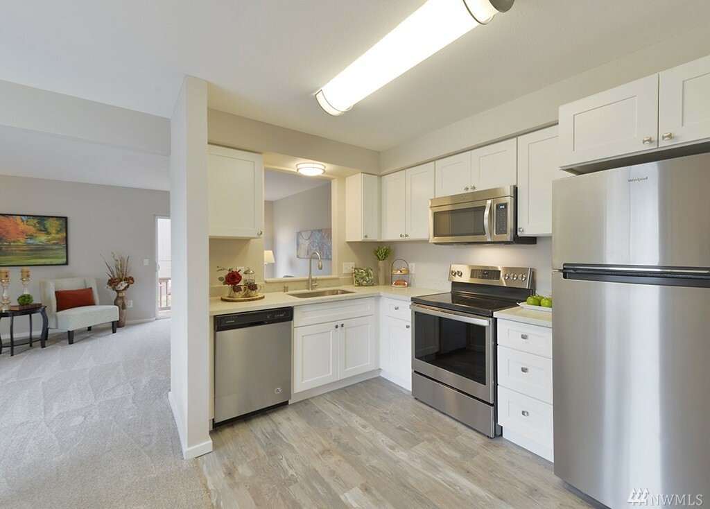 Property Photo: 213 5th Ave WA 98354