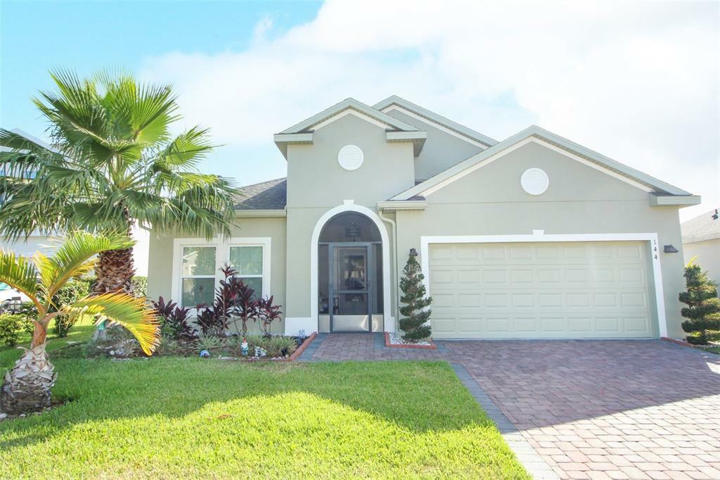 Property Photo:  144 Lake Davenport Circle  FL 33837 