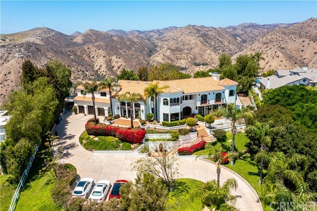 Property Photo: 29 Saddlebow Road CA 91307