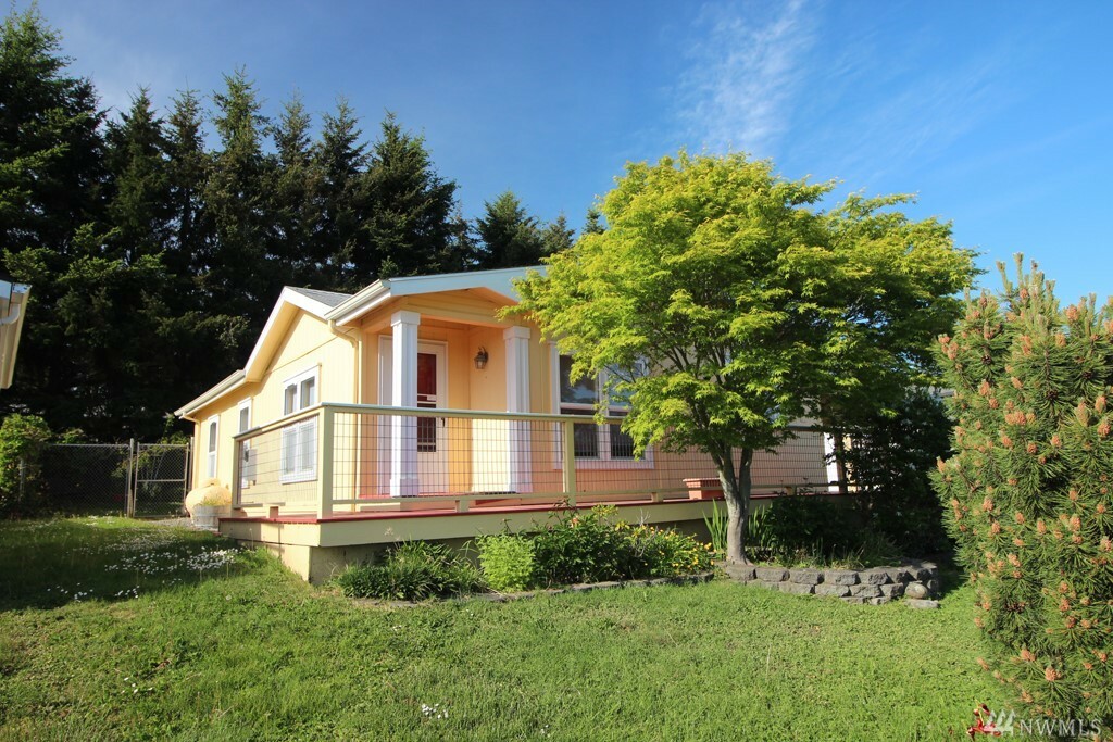 Property Photo:  1785 Douglas Rd 15  WA 98250 