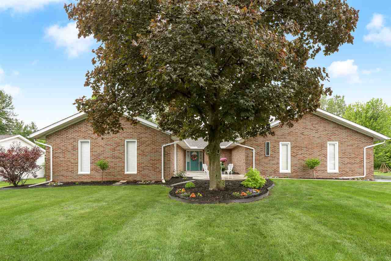 Property Photo:  10387 Ataberry Dr.  MI 48420 