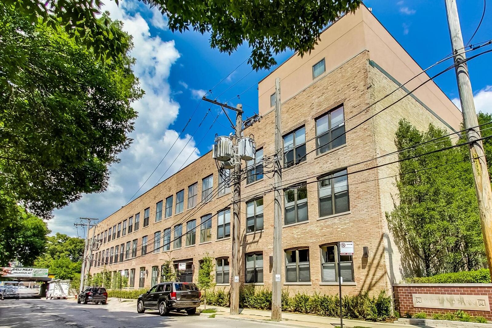 Property Photo: 1760 W Wrightwood Avenue 310 IL 60614