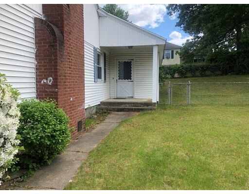 Property Photo: 18 Ridgewood Dr MA 01501