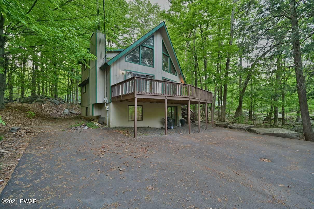 Property Photo:  267 W Lakeview Drive  PA 18436 