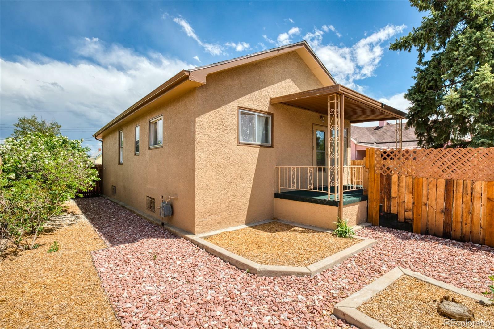 Property Photo:  722 Elm Avenue  CO 81004 