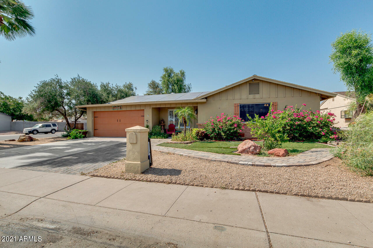 Property Photo:  12402 N Columbine Drive  AZ 85029 