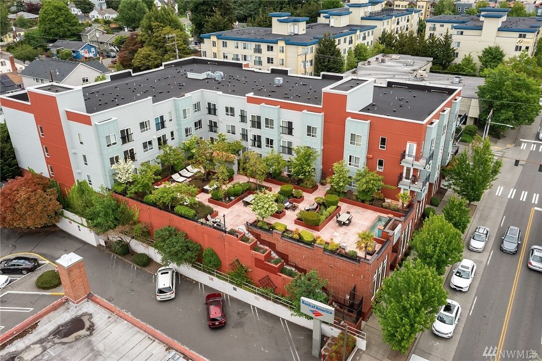 Property Photo:  424 N 85th St 308  WA 98103 