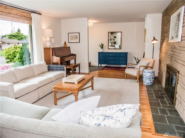 Property Photo:  1447 N Highland St  WA 98406 