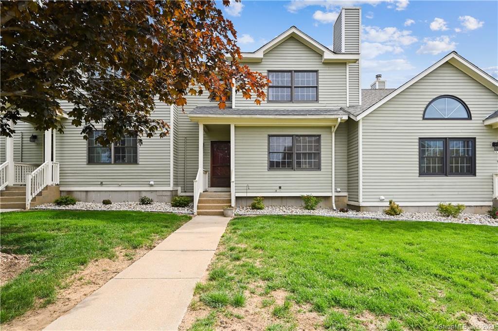 Property Photo:  1004 Canterbury Lane 1004  CT 06415 