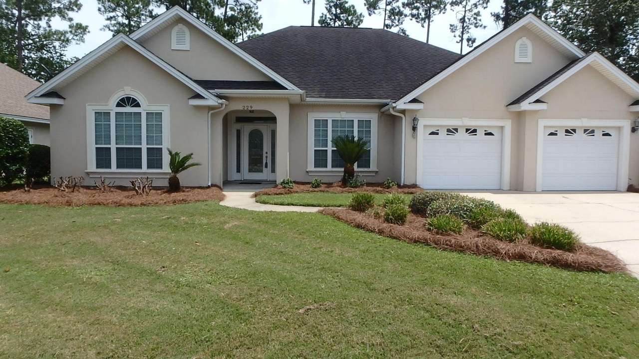 Property Photo:  229 Laurel Landing Boulevard  GA 31548 