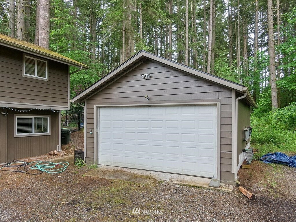 Property Photo:  16521 SE Auburn Black Diamond Road  WA 98092 