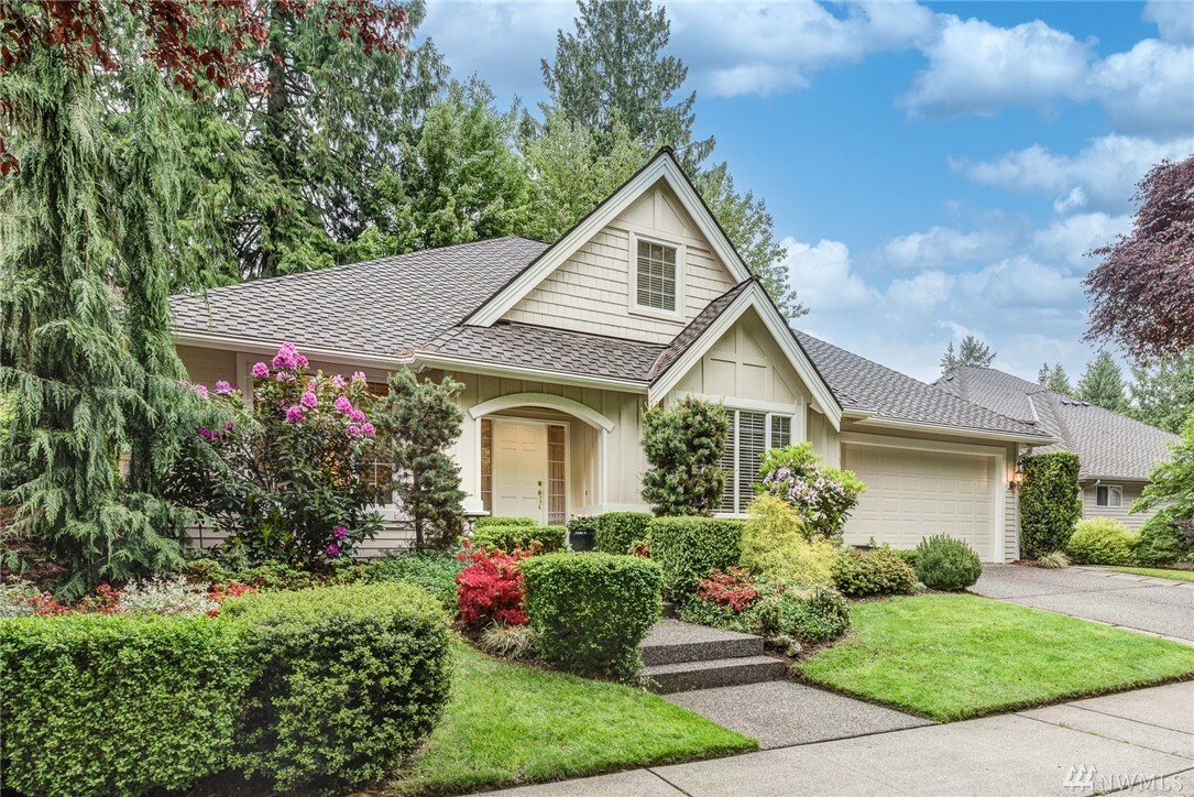 Property Photo:  1727 164th Place SE  WA 98012 