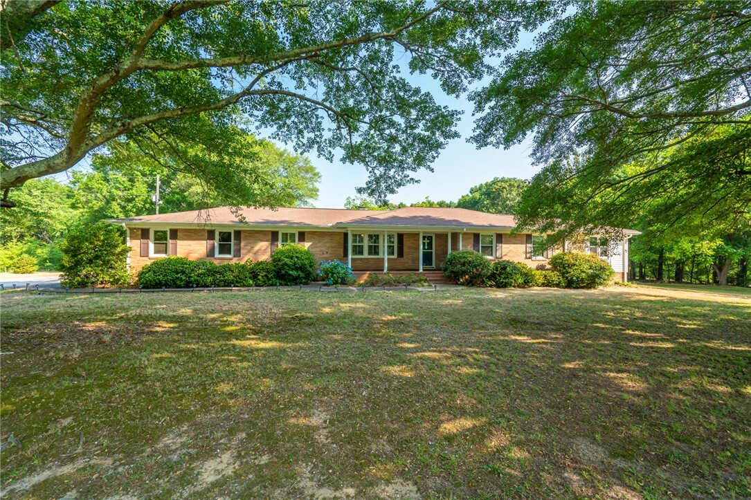 Property Photo:  529 Cassell Road  SC 29657 