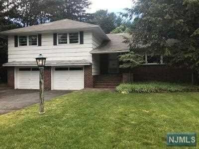 Property Photo: 520 Bennington Terrace NJ 07450
