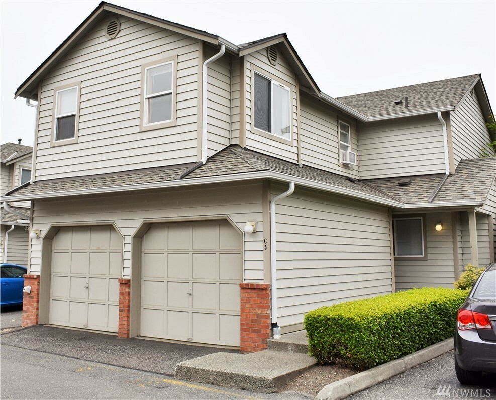 Property Photo:  730 112 St SW C5  WA 98204 