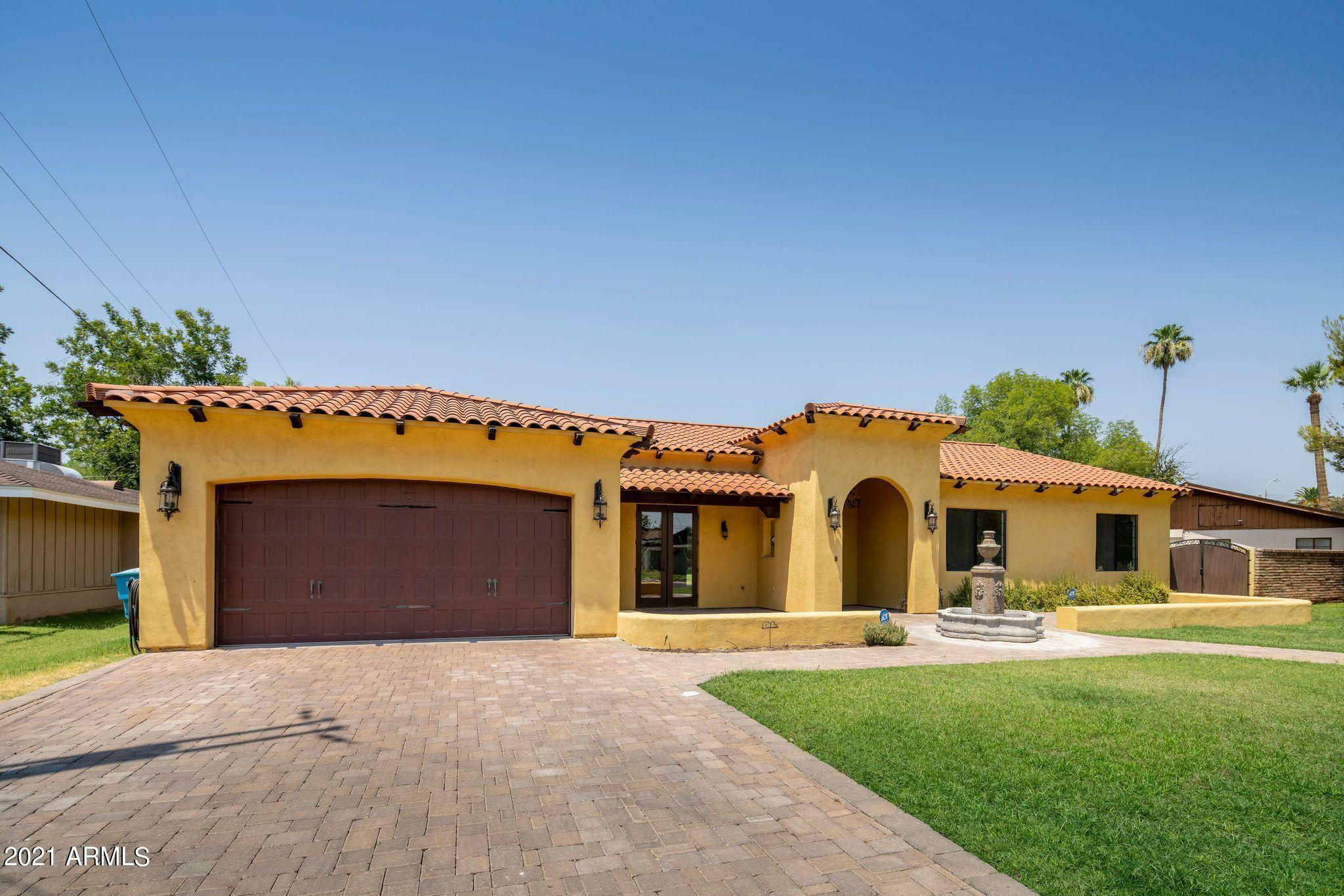 Property Photo:  1216 W Solano Drive  AZ 85013 