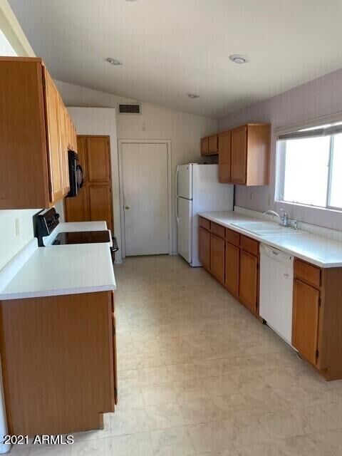 Property Photo: 5981 W Venus Way AZ 85226