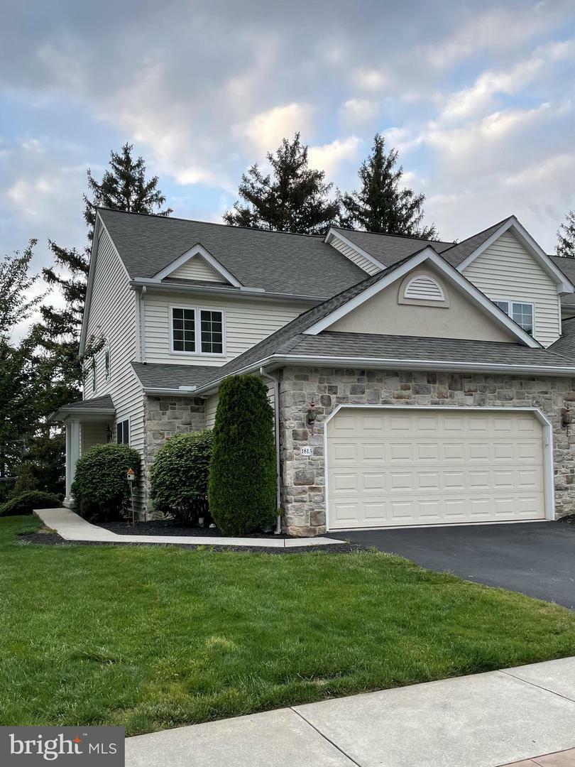 Property Photo:  1813 Windsong Lane  PA 17602 
