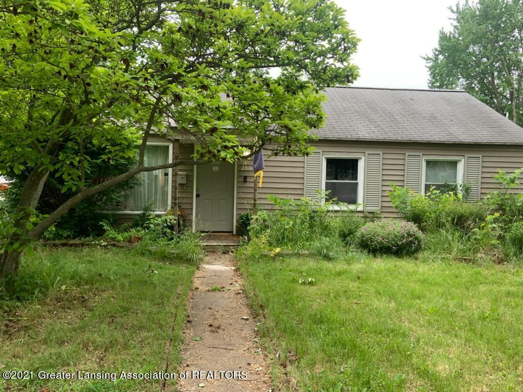 Property Photo:  2811 W Willow Street  MI 48917 