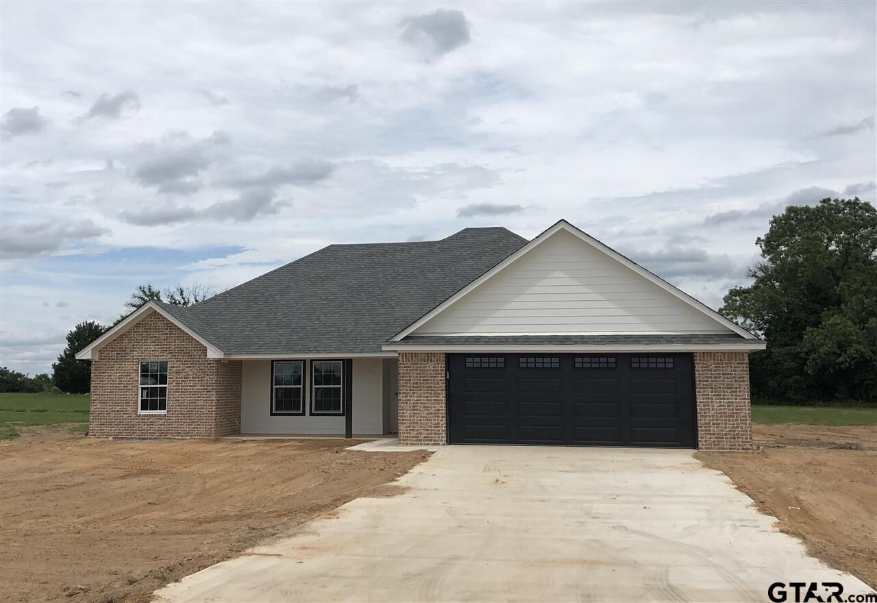 Property Photo:  16386 Cr 4101  TX 75771 