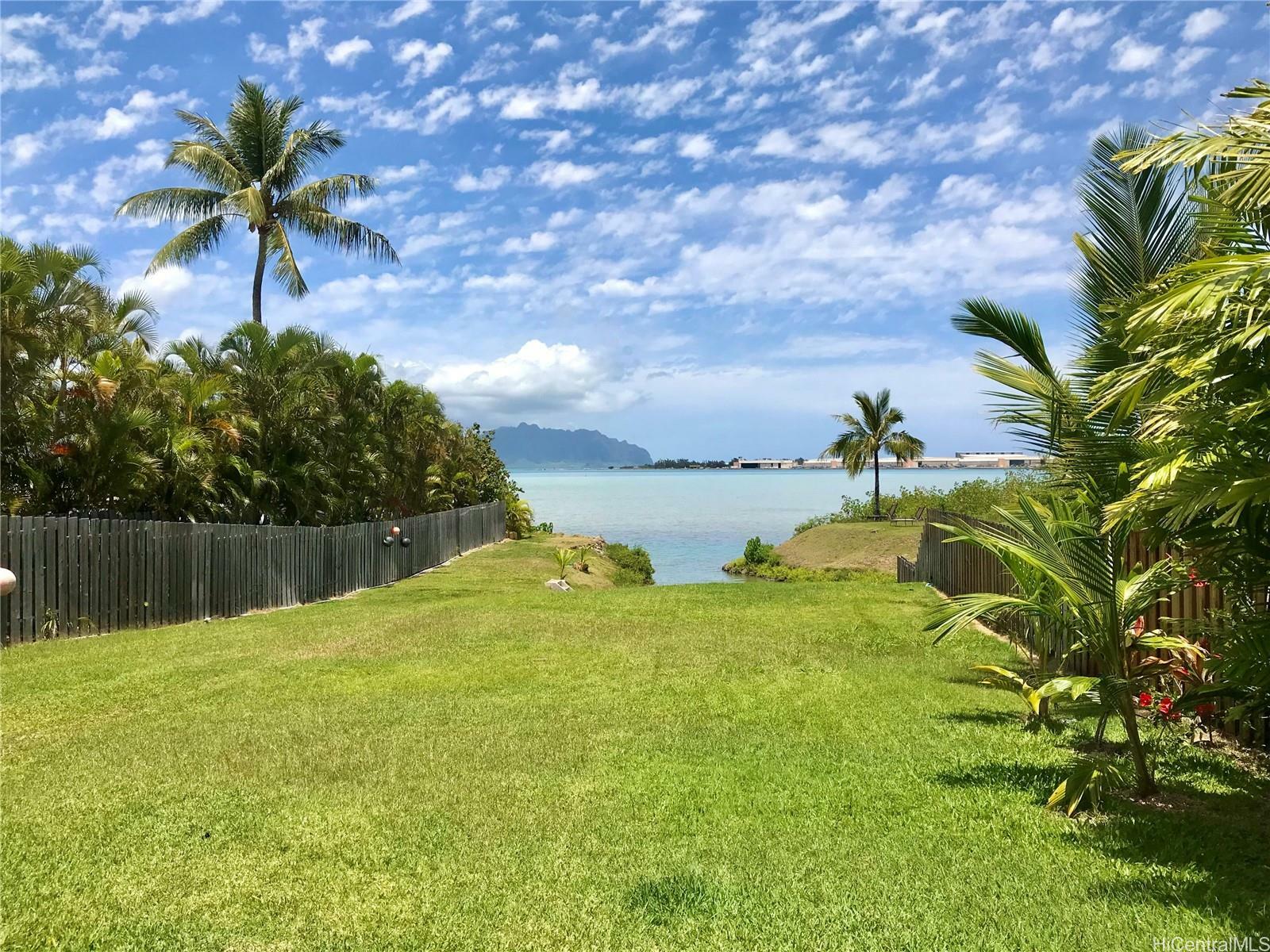 Property Photo:  44-295 Kaneohe Bay Drive 4  HI 96744 