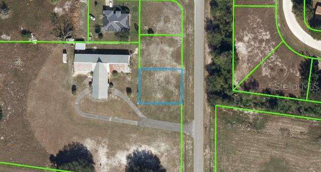 Property Photo: 19 N Irvington Road FL 33825