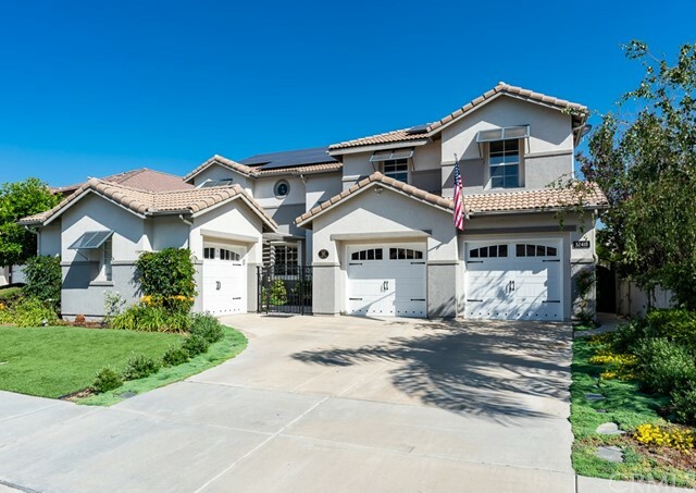 Property Photo: 32418 Magenta Court CA 92592