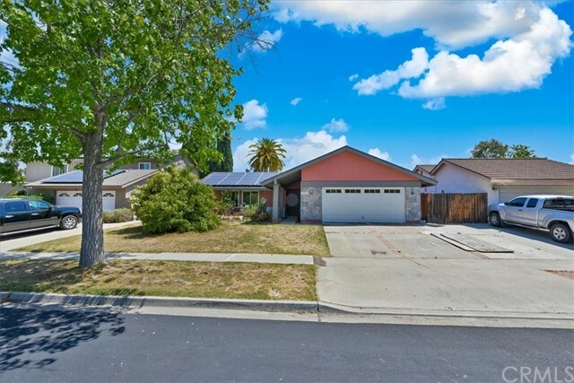 25061 Campo Rojo  Lake Forest CA 92630 photo