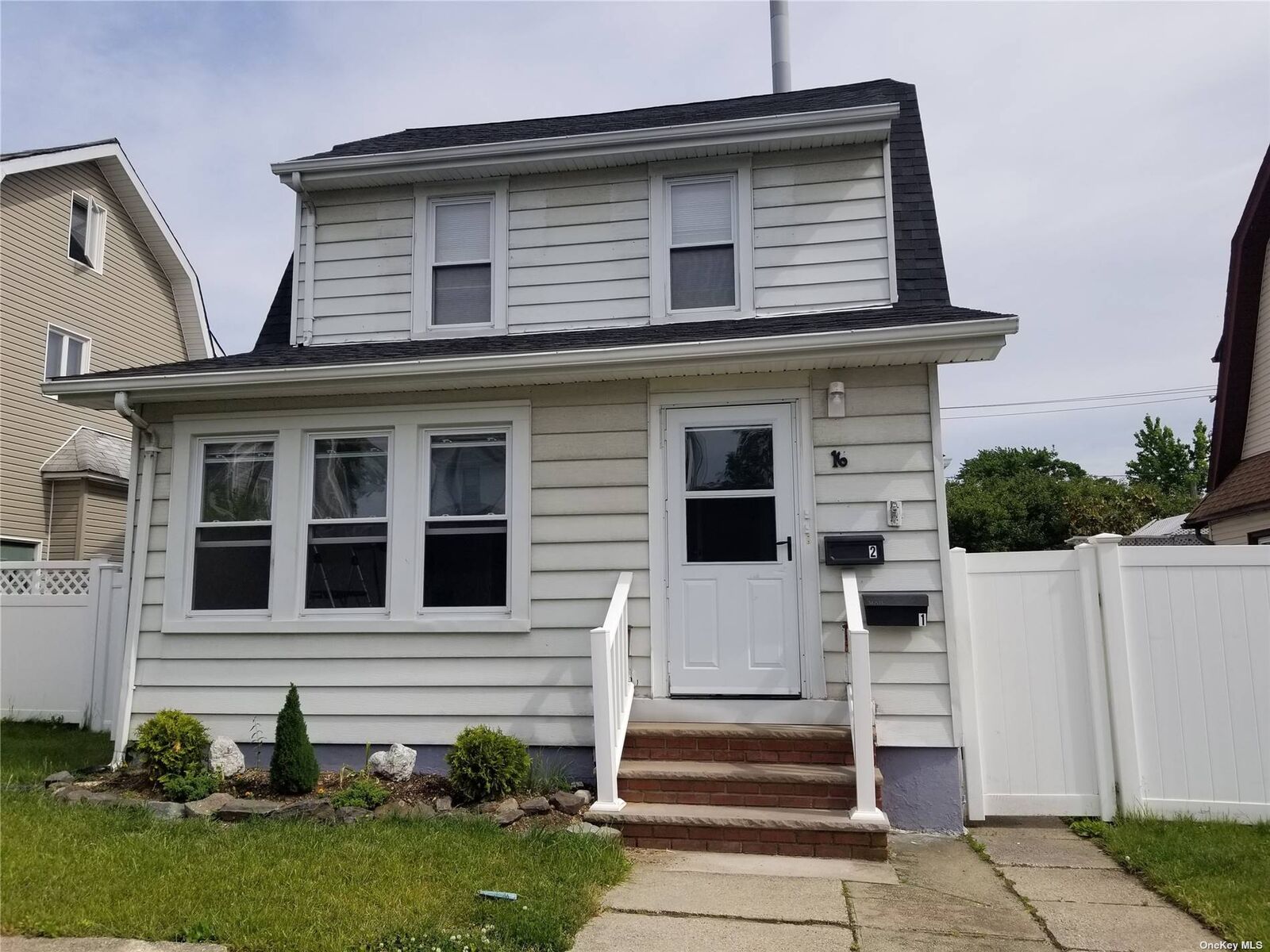 Property Photo:  16 Evergreen Drive 2  NY 11757 