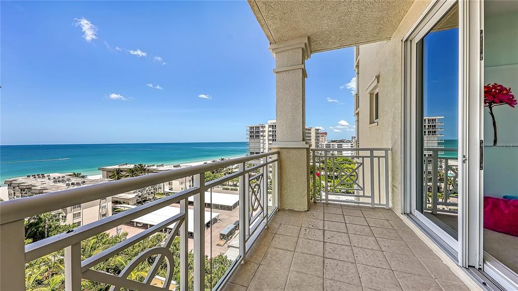 Property Photo: 2050 Benjamin Franklin Drive B804 FL 34236