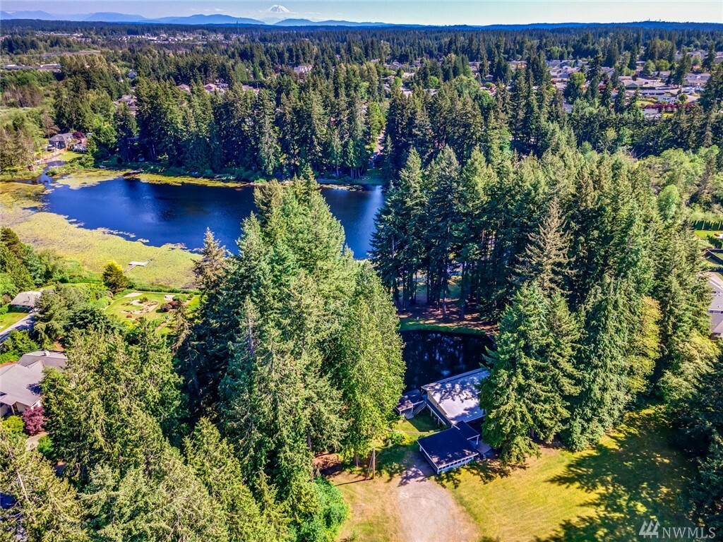 Property Photo:  2700 Ruggs Lake Rd  WA 98208 